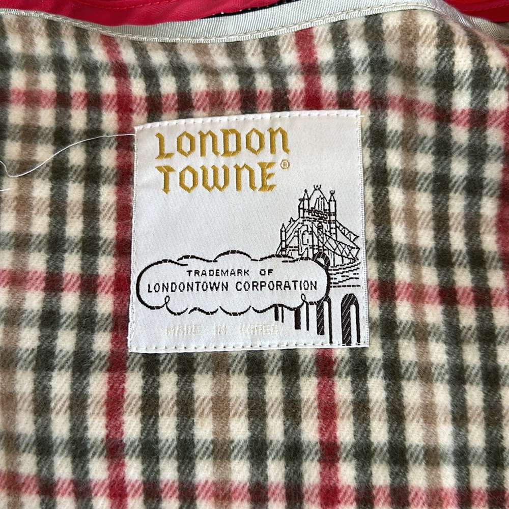 EUC Vintage London Fog Towne Edition Fully Lined Trench Coat Red Size 8 petite - Picture 14 of 16
